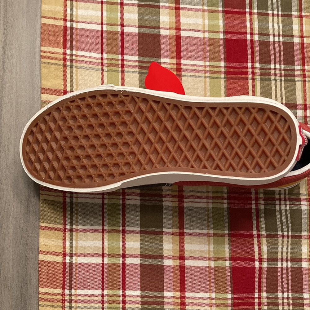 NWT Vans. Womens size 8, mens 6.5 - Picture 5 of 8